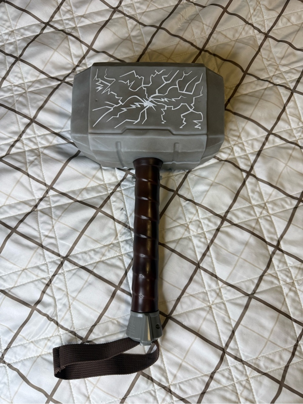 Disney Store Marvel Thor’s Hammer Lights And Sound Effects Motion Activated Toy